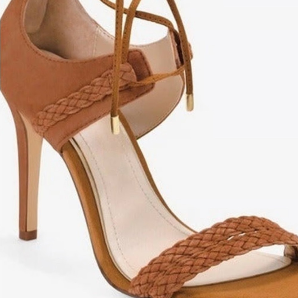 Gorgeous White House Black Market Tan Braided Heels